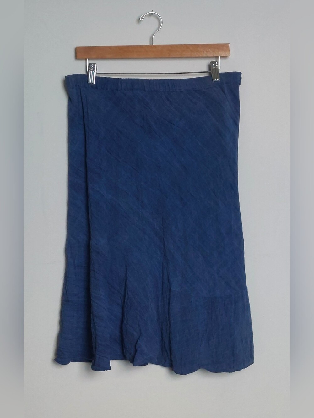 Women's Blue Flowy Midi Skirt